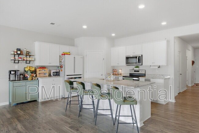 Building Photo - 11070 Chappell Crk Cir