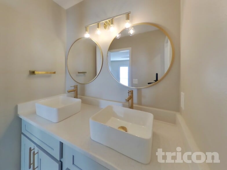 Building Photo - 15808 Deep Creek Ln