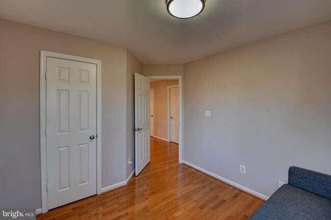 Building Photo - 13020 Quartz Ln