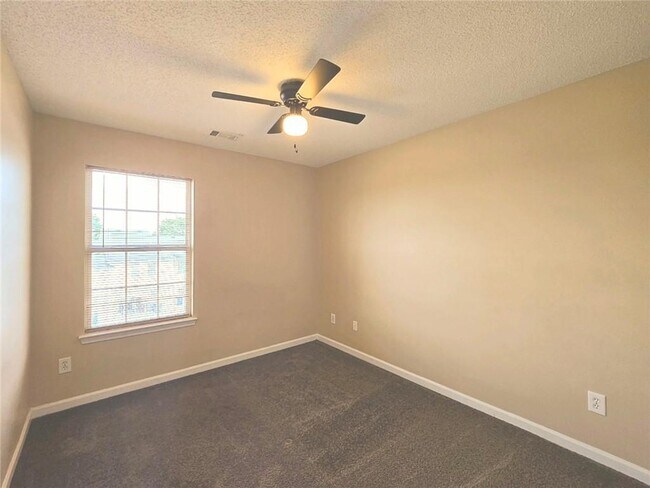 Building Photo - 119 Odyssey Turn NW