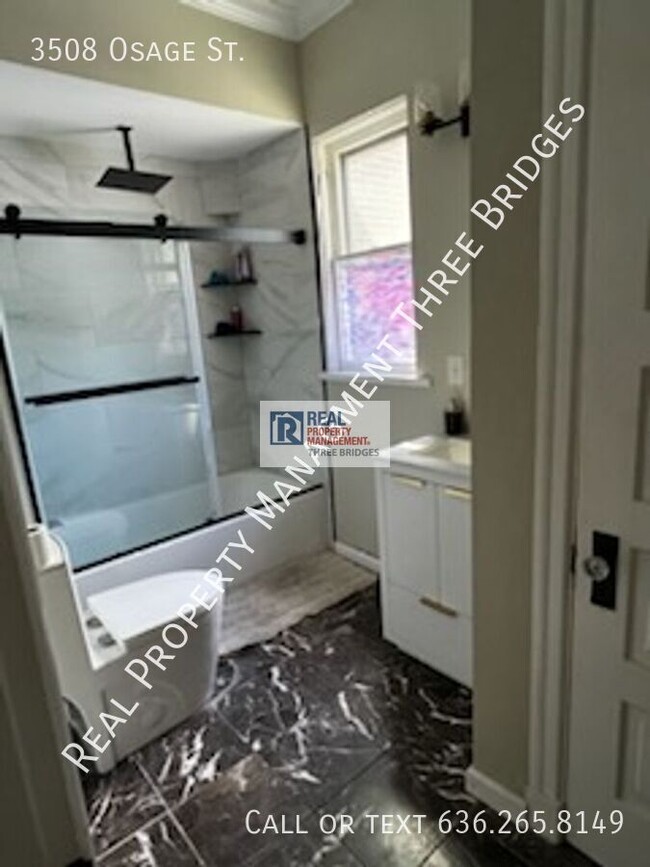 Building Photo - 3508 Osage St