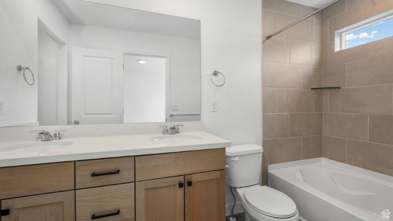 Building Photo - 12921 Trail