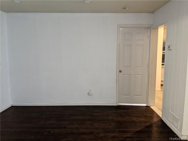 Building Photo - 1426 US-9W