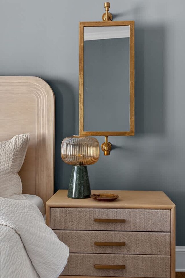 Building Photo - 611 N Pine St