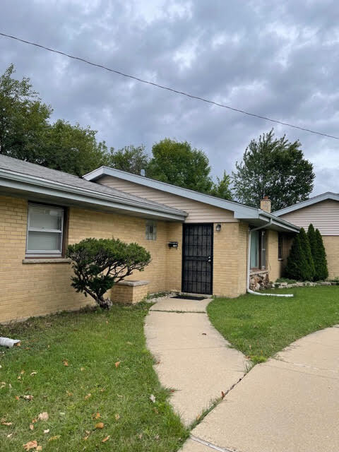 Building Photo - 219 N Grace Ave