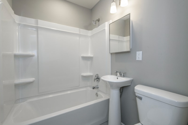 Building Photo - 424 S 66th St