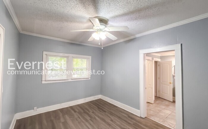Building Photo - 3617 Monte Vista Dr
