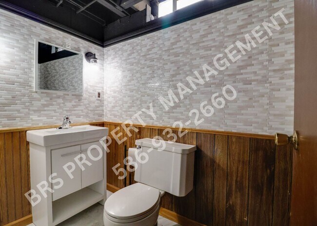 Building Photo - 14240 Brandywine Rd