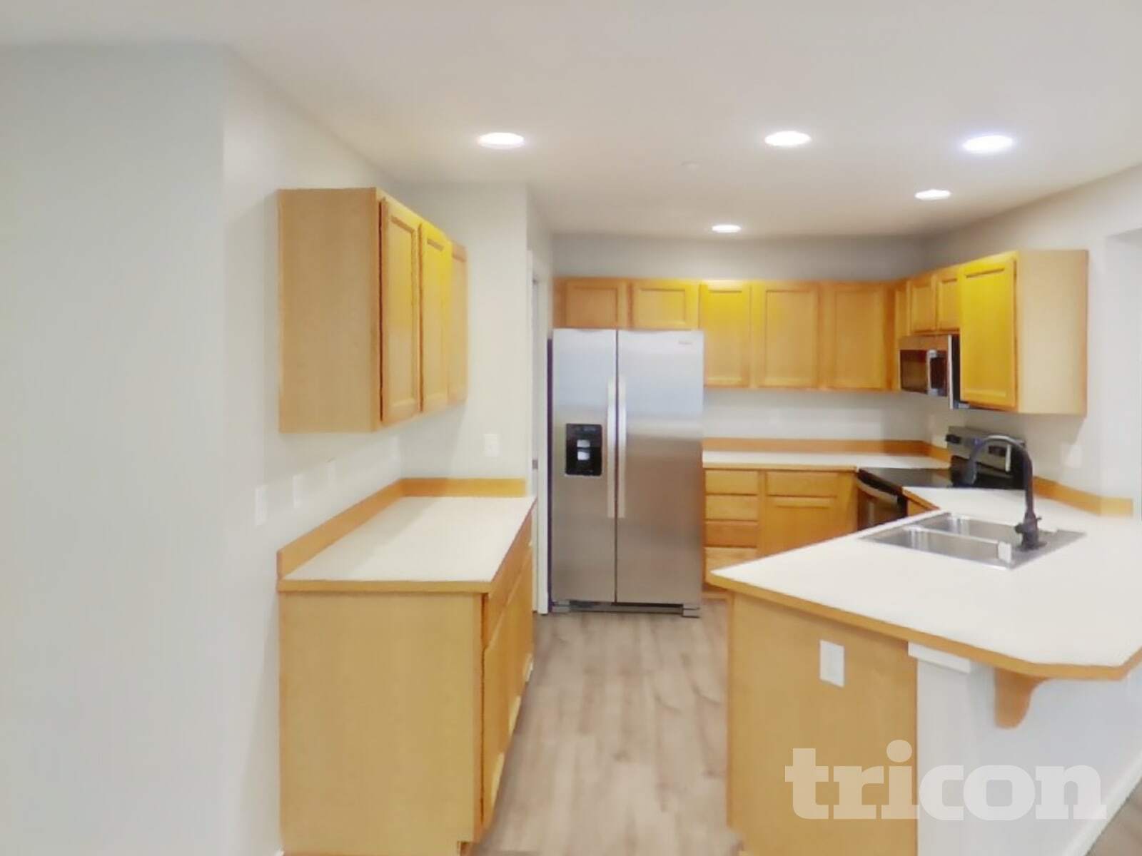 Building Photo - 2213 Anderson Ave