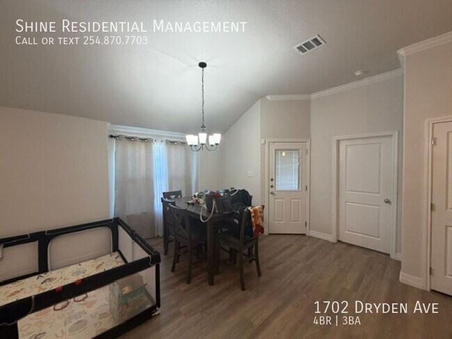 Building Photo - 1702 Dryden Ave