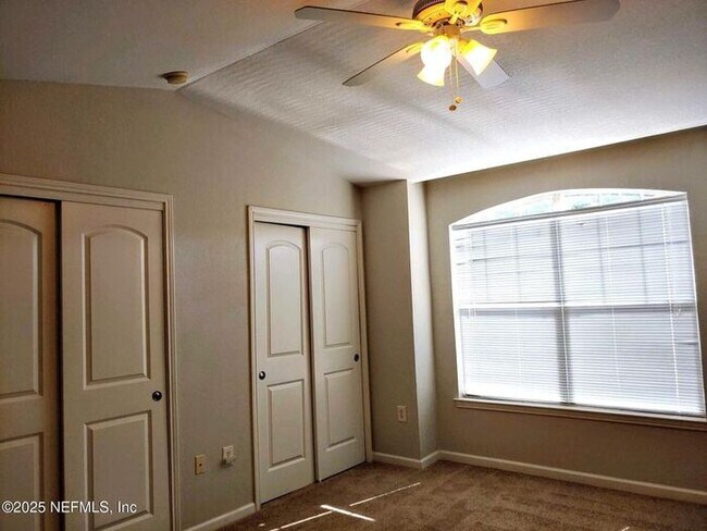 Building Photo - 10200 Belle Rive Blvd