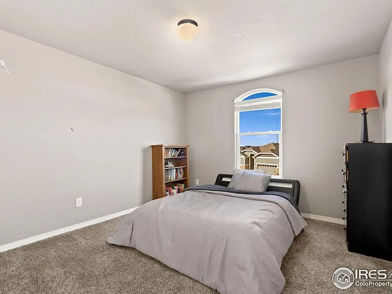 Building Photo - 5643 Bristow Rd