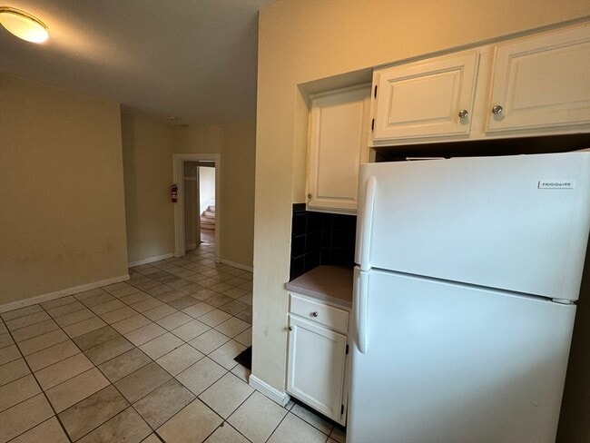 Building Photo - 20 South St