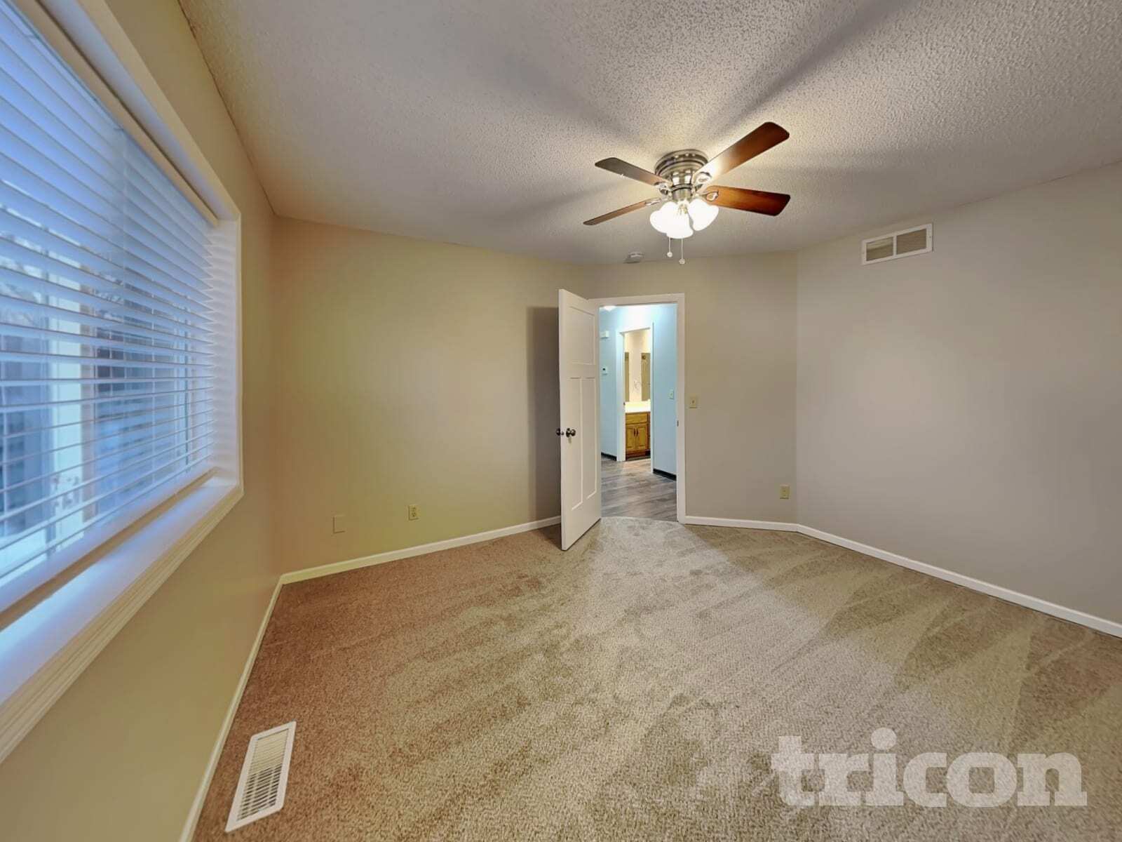 Building Photo - 5590 148th Ln NW