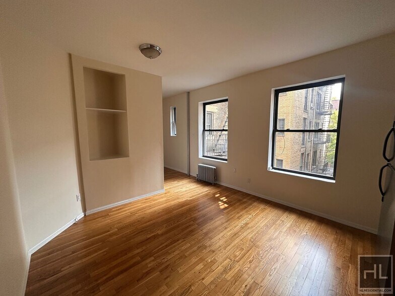 Building Photo - West 11th Street