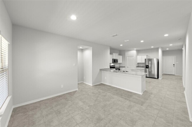 Building Photo - 317 Bent Oak Dr