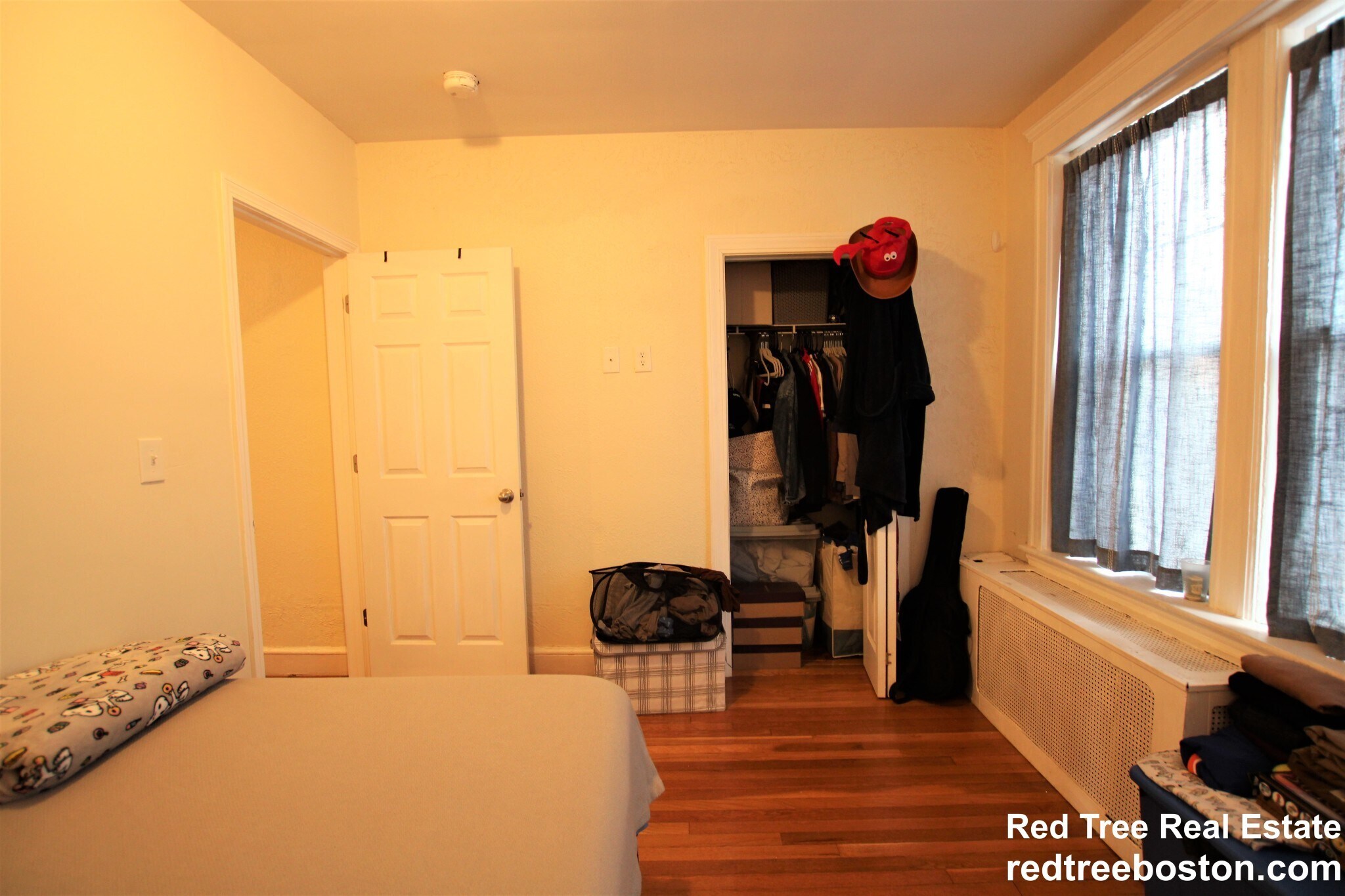 Building Photo - 2009 Commonwealth Ave