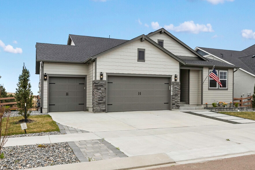 Building Photo - 2131 Seaglass St