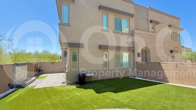 Building Photo - 7423 E Paraiso Dr