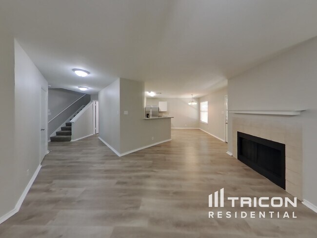 Building Photo - 9418 Live Point