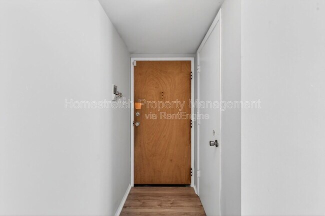 Building Photo - 1536 Springlet Ct