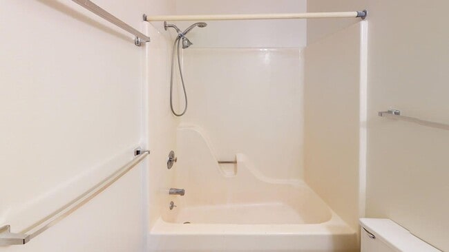 Building Photo - River Run Condo!