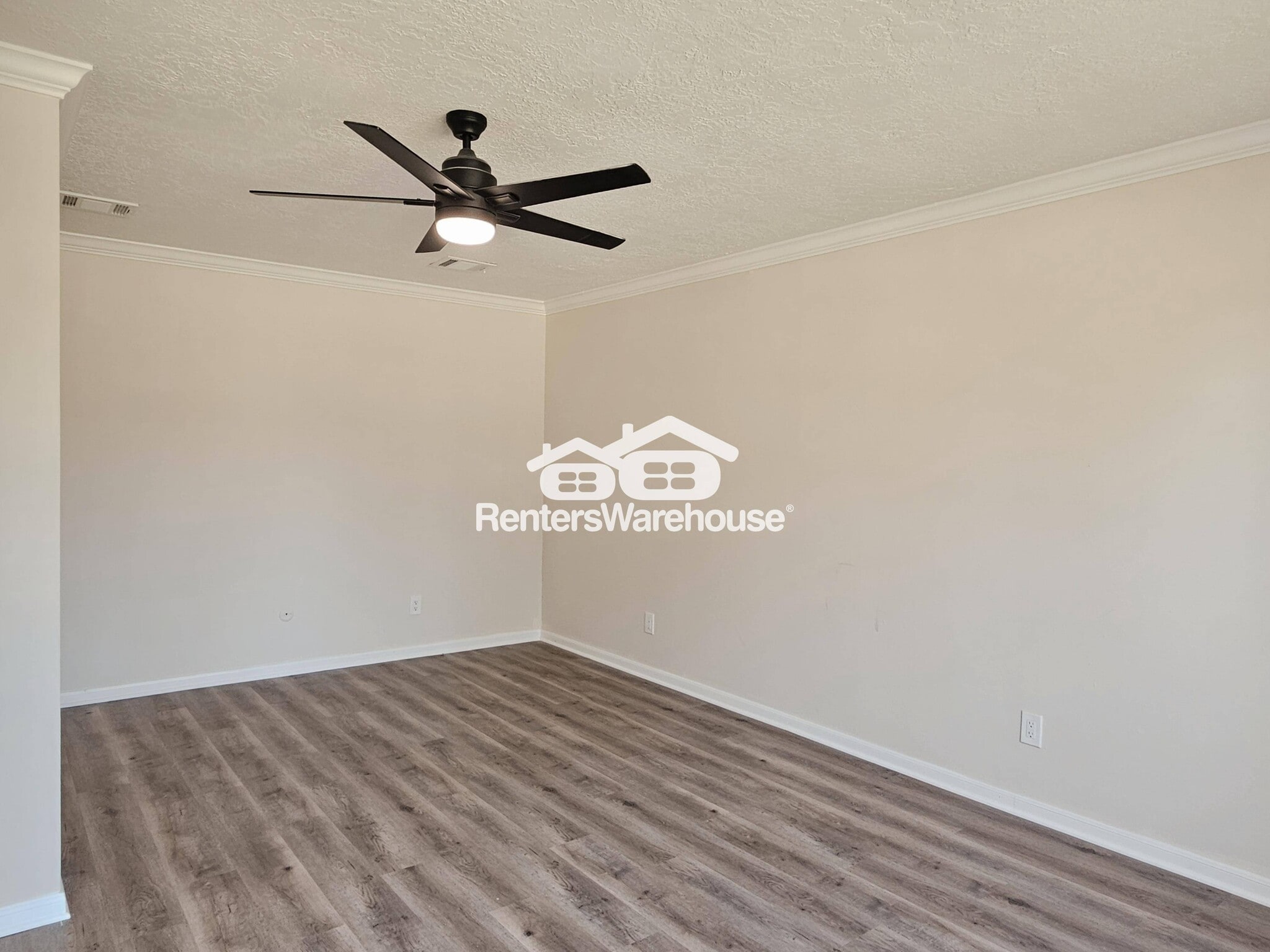 Building Photo - 16627 Aldenham Pl