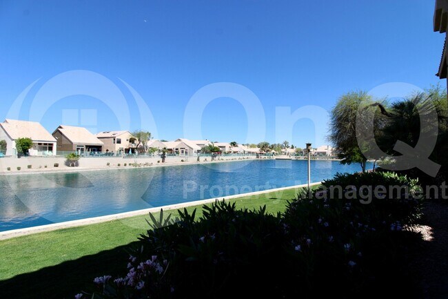 Building Photo - 16013 S Desert Foothills Pkwy