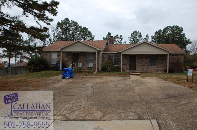 Building Photo - 7 Southland Dr