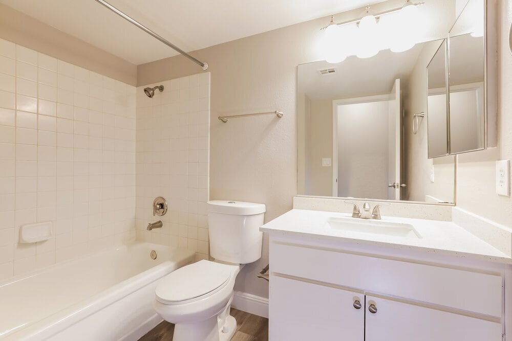 Building Photo - 3944 Grapefruit Cir