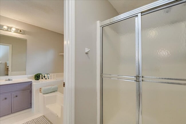 Building Photo - 787 Springbrook Cir