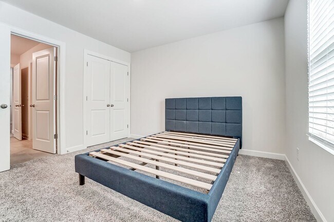 Building Photo - Move-in Ready 3 Bedroom in Mint Hill!