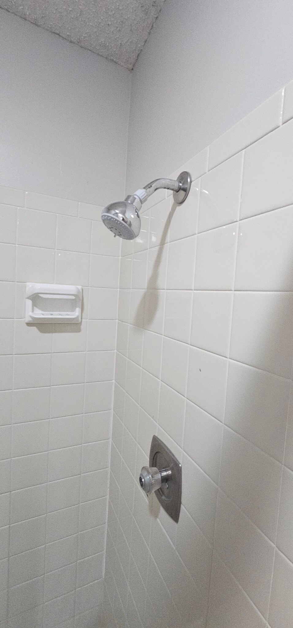 Building Photo - 11418 E 71st St