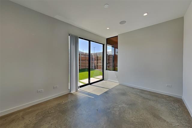 Building Photo - 103 Forest Star Dr
