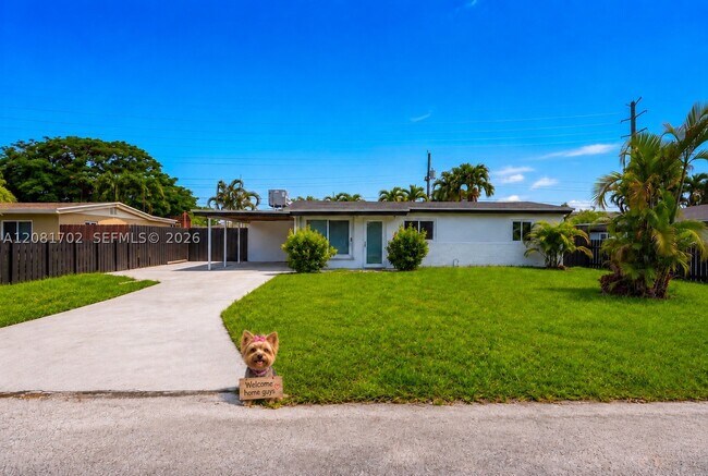 Building Photo - 3036 N 58th Ave