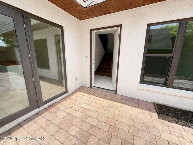 Building Photo - 2115 Harrison St