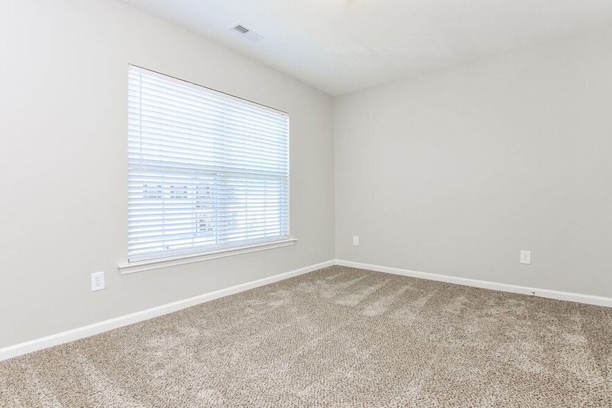 Building Photo - 1547 Cairo Way