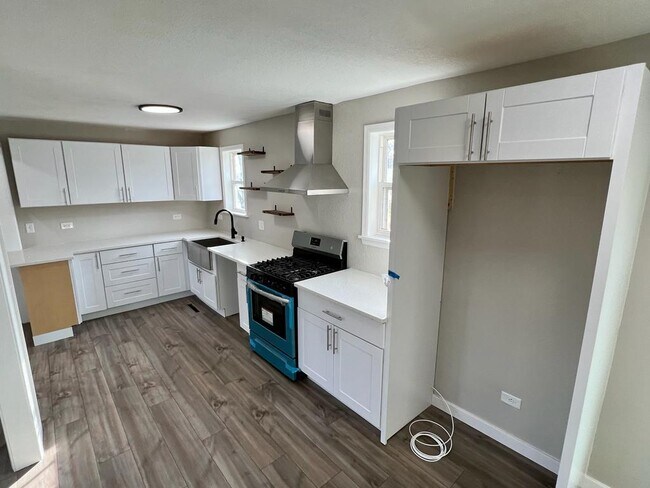 Building Photo - 15149 IL-114
