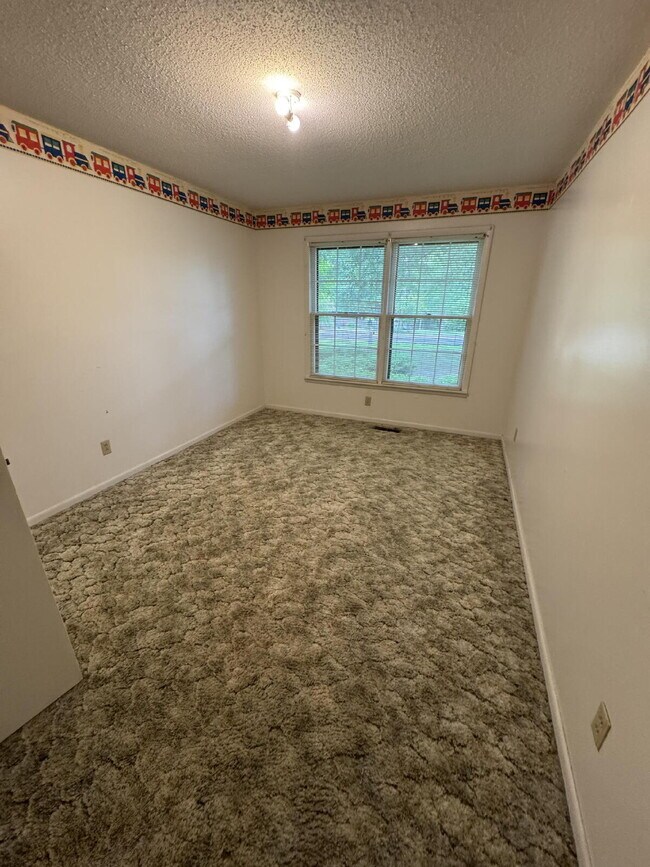 Building Photo - "Charming 3-Bedroom Home with 2 Full Baths in Rainsville – 1,410 Sq. Ft. of Cozy Comfort!"