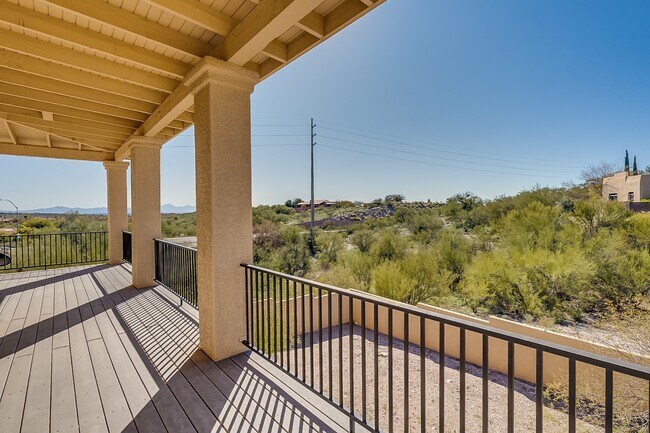 Building Photo - 5631 N Paseo Otono