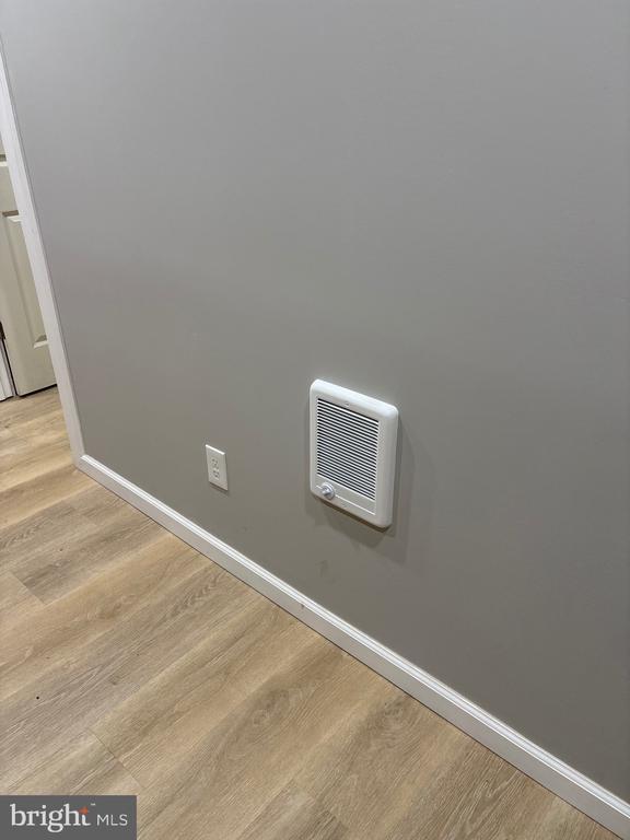 Building Photo - 1270 Liberty St