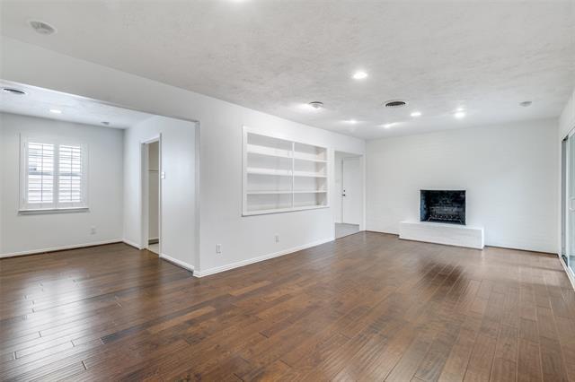Building Photo - 10415 Mapleridge Dr