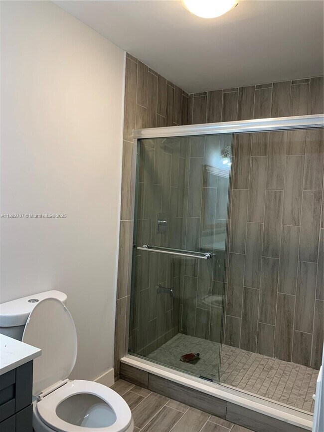 Building Photo - 3298 W 70th St