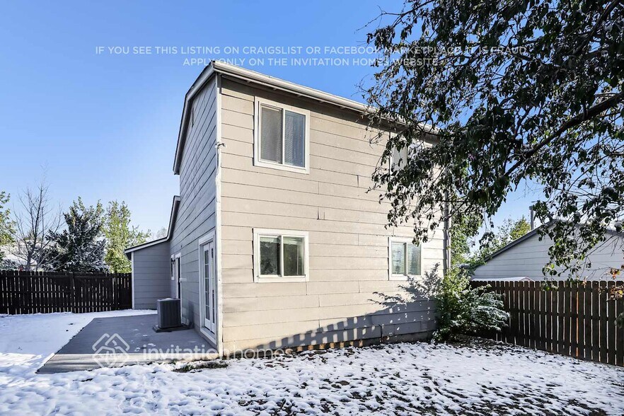 Building Photo - 17486 E Temple Dr