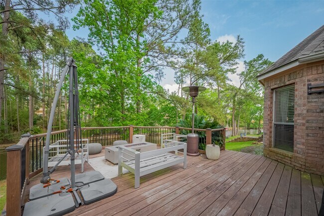 Building Photo - 18914 Hikers Trail Dr