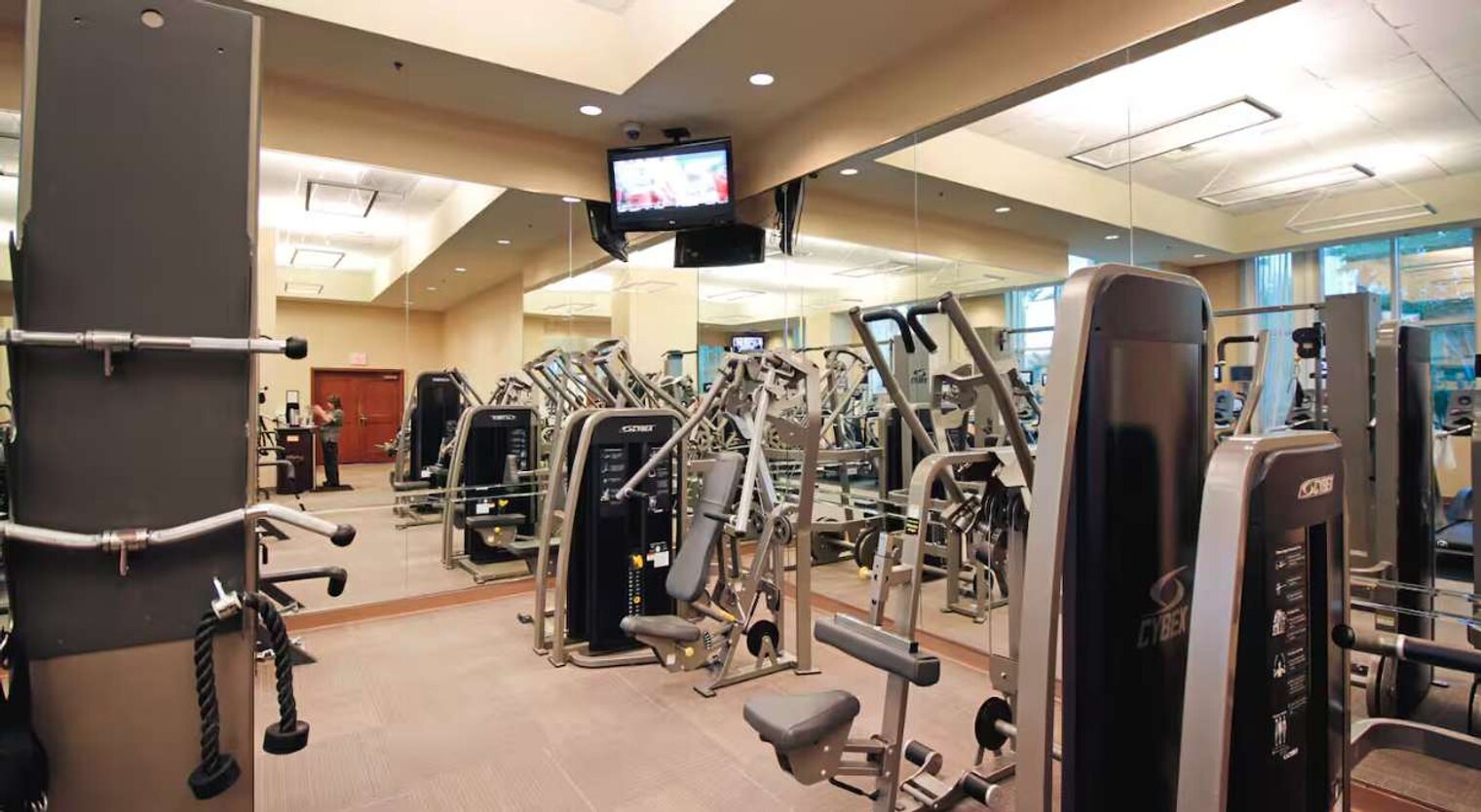 Building Photo - 145 E Harmon Ave