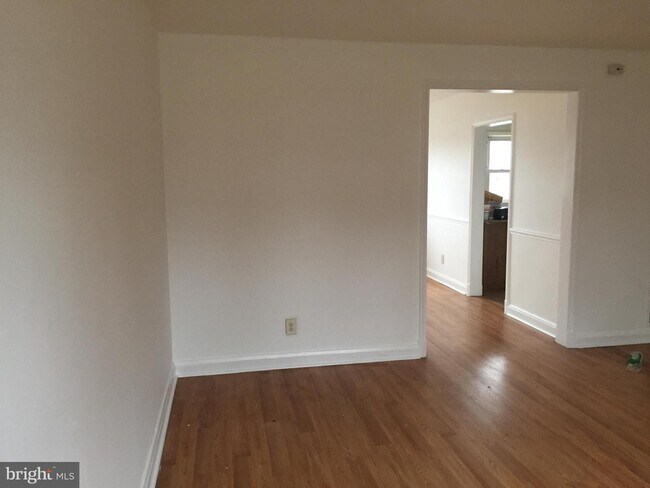 Building Photo - 1531 Kirkwood Rd