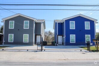 Building Photo - 1654 S Hamilton Ave