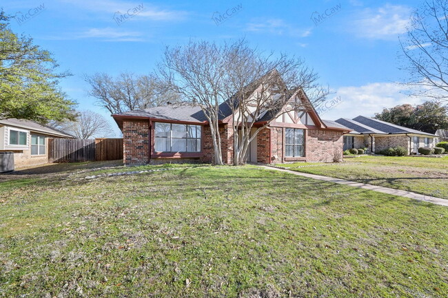 Building Photo - 1311 Marigold Dr