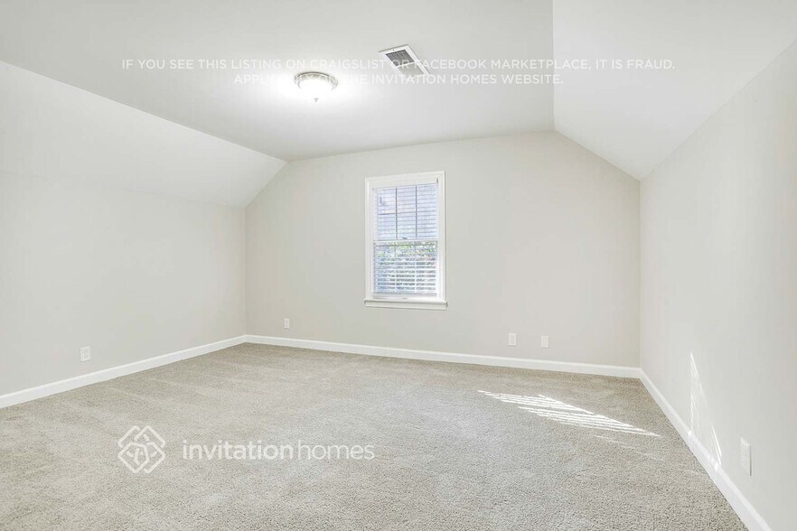 Building Photo - 3800 Sherbrook Ct SW